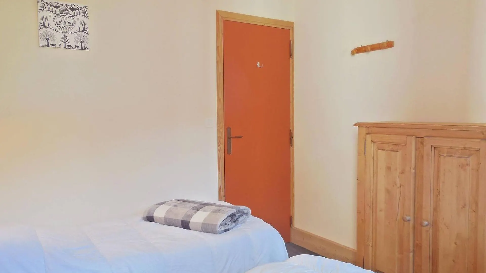 Appartement Spacieux 3 Pieces, 6 Pers, La Plagne - Fr-1-353-33 דירה